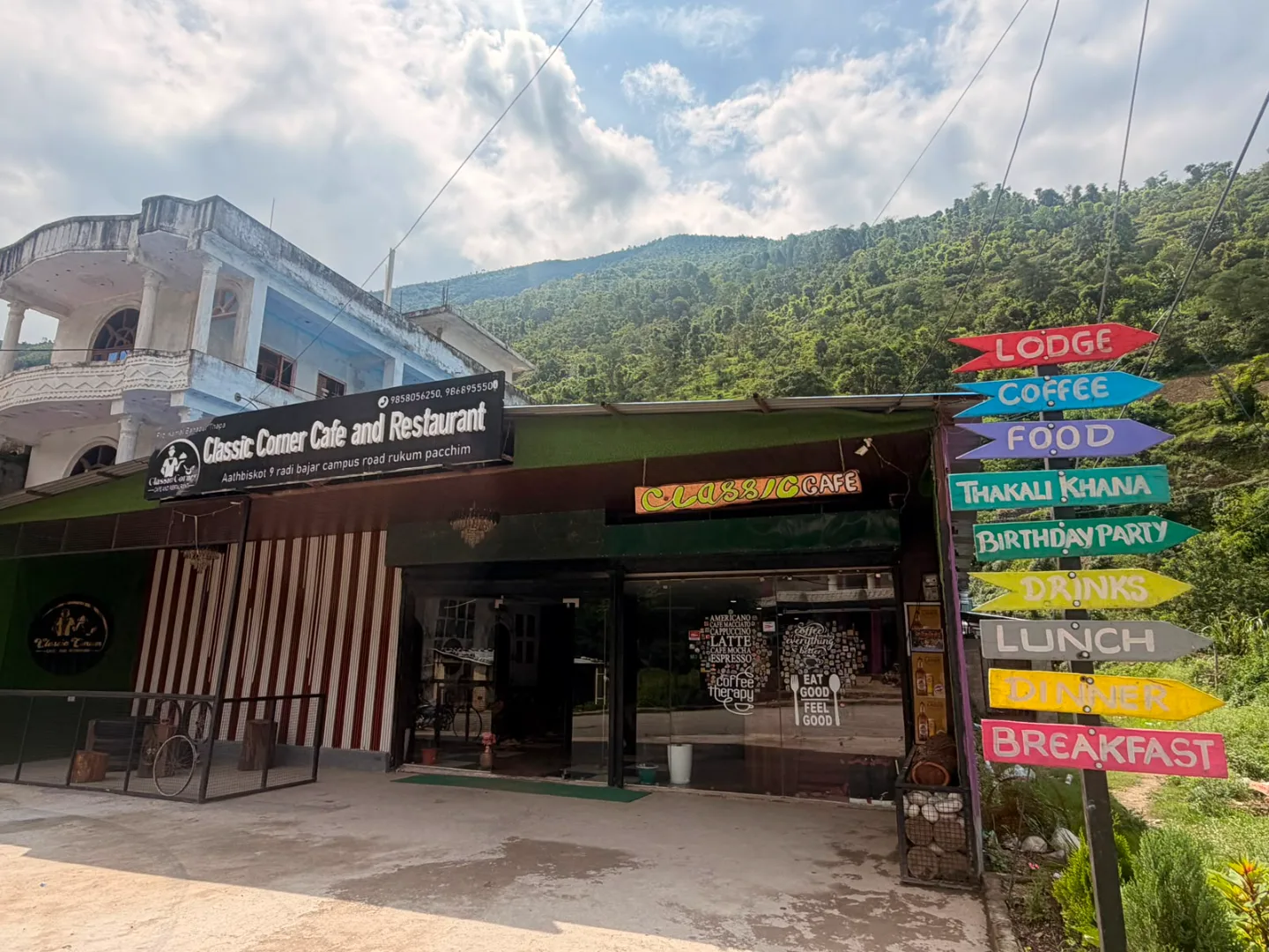 Classic Cafe Restaurent & lodge