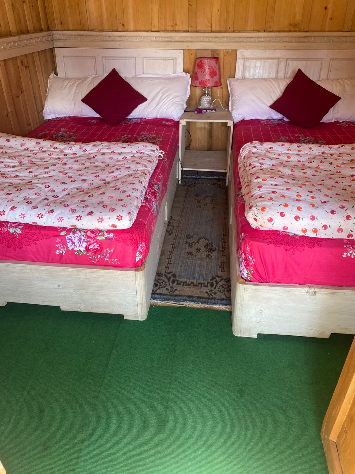 Double Bed/Room