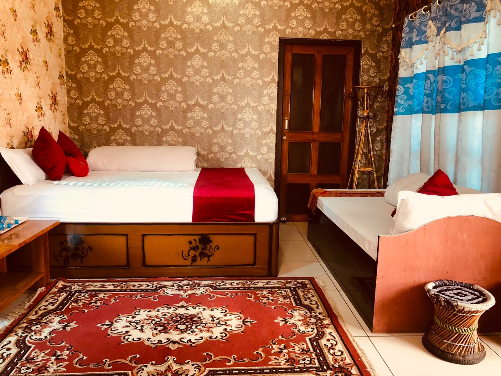 205/206 Deluxe Room like a flat
