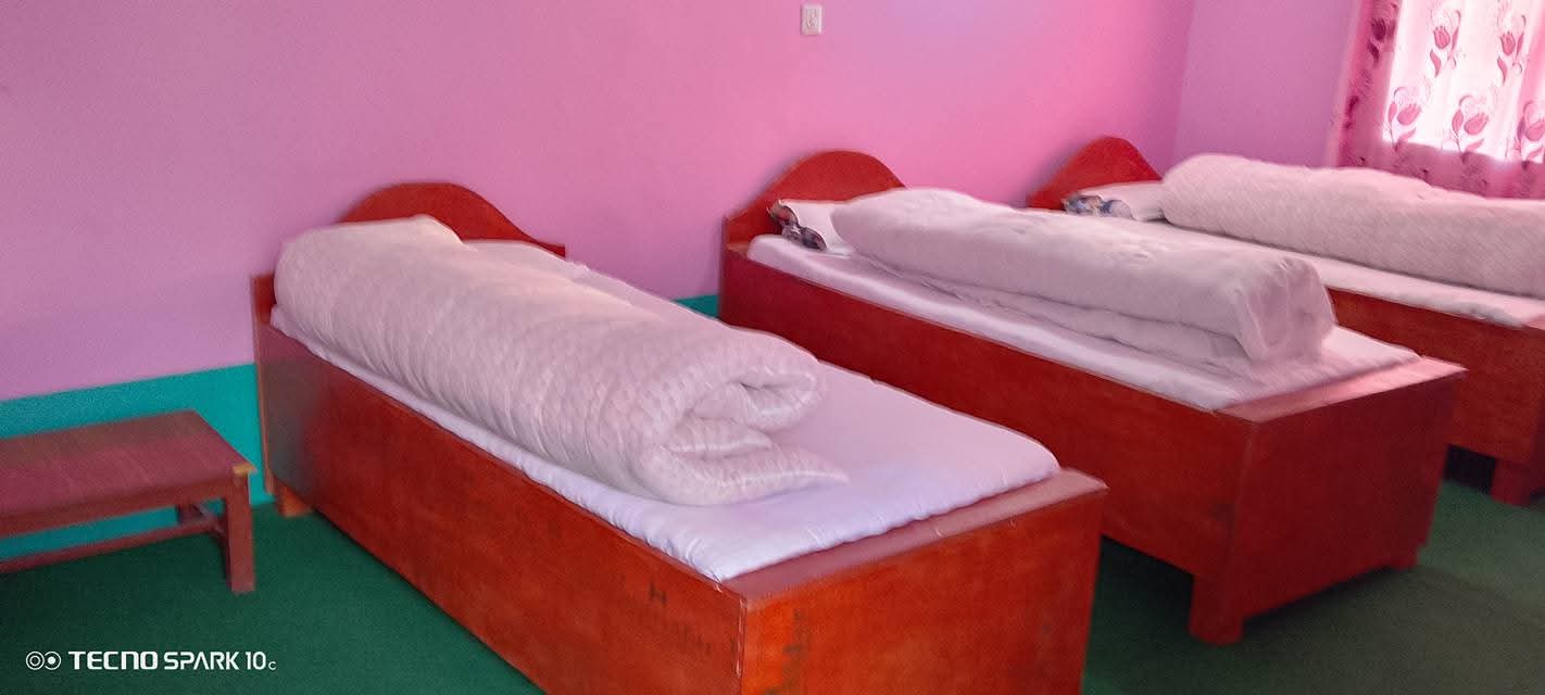 Triple bed / room